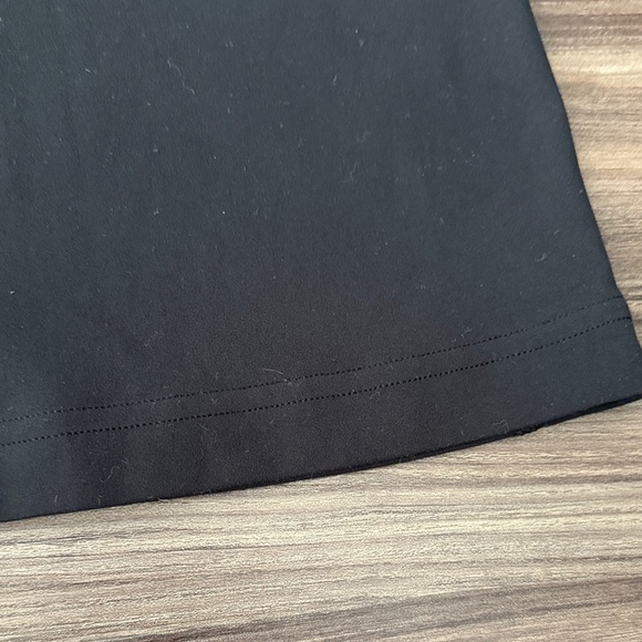 Like New Lululemon Groove High-Rise Flared Black Pants Size 6 - Picture 3 of 5